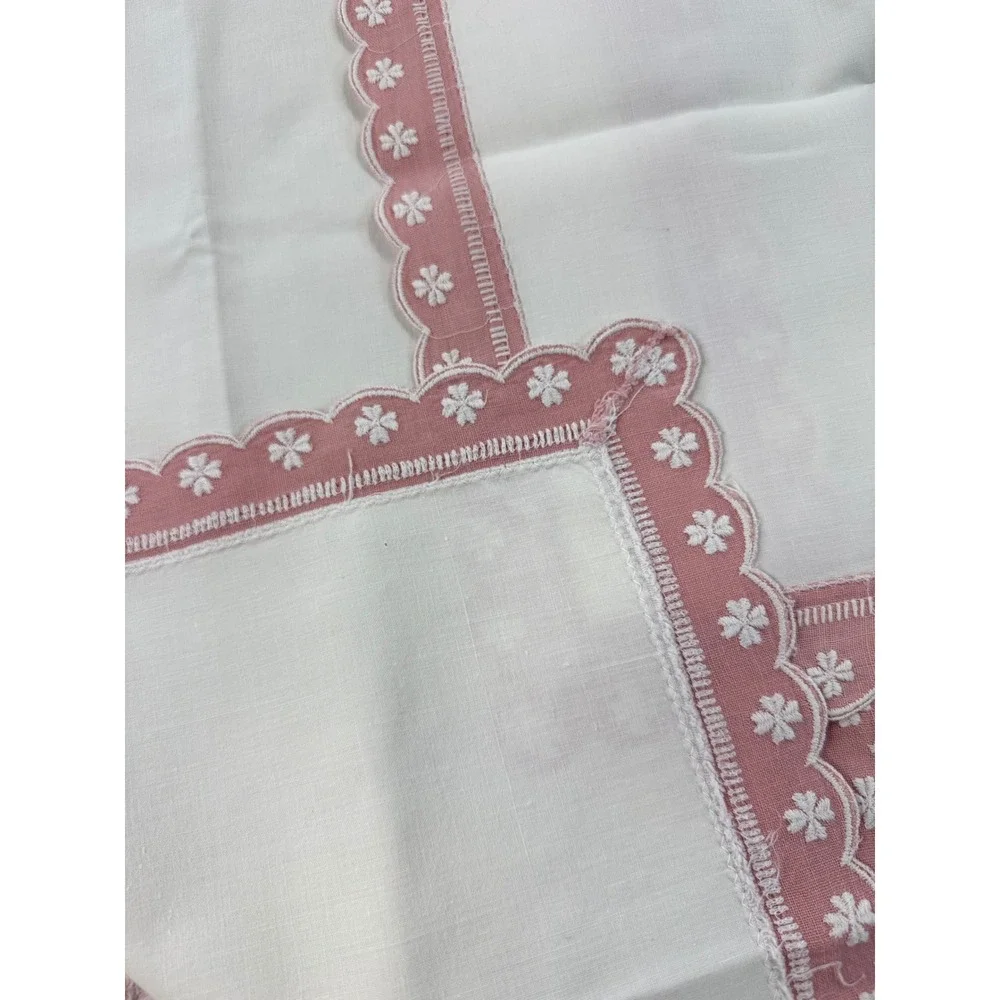 Vintage White Linen Table Runners Pink Scalloped Floral Embroidered Edge set 2